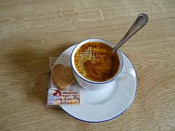 Un amour de noix, biscuit sablé vendu à l'unité pour bars et restaurant, aux noix de Grenoble